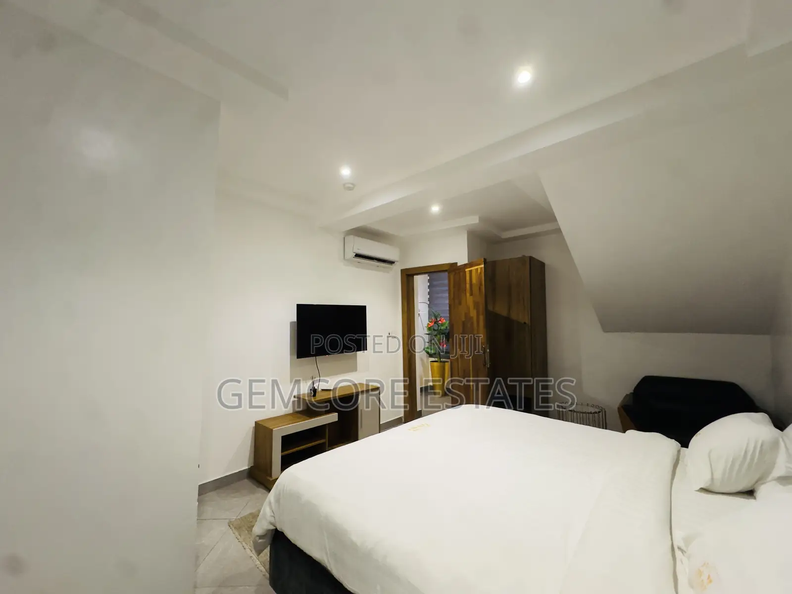 Furnished 2bdrm Apartment in Adjiringanor, Adjiriganor for rent