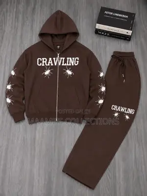 Men’S Distinctive Crawling Graphic and Spider Prints Hoodies Set