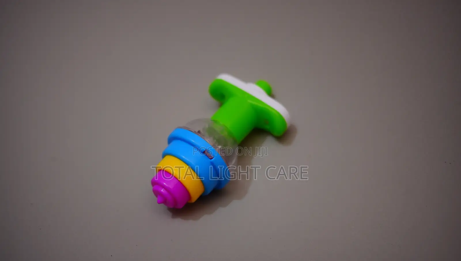 Spinning Top Toy With Lights (Aligoto)