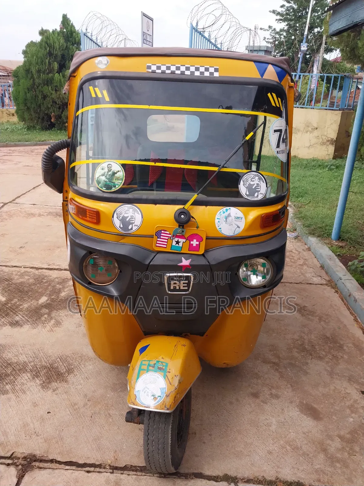 Bajaj RE 2023 Yellow