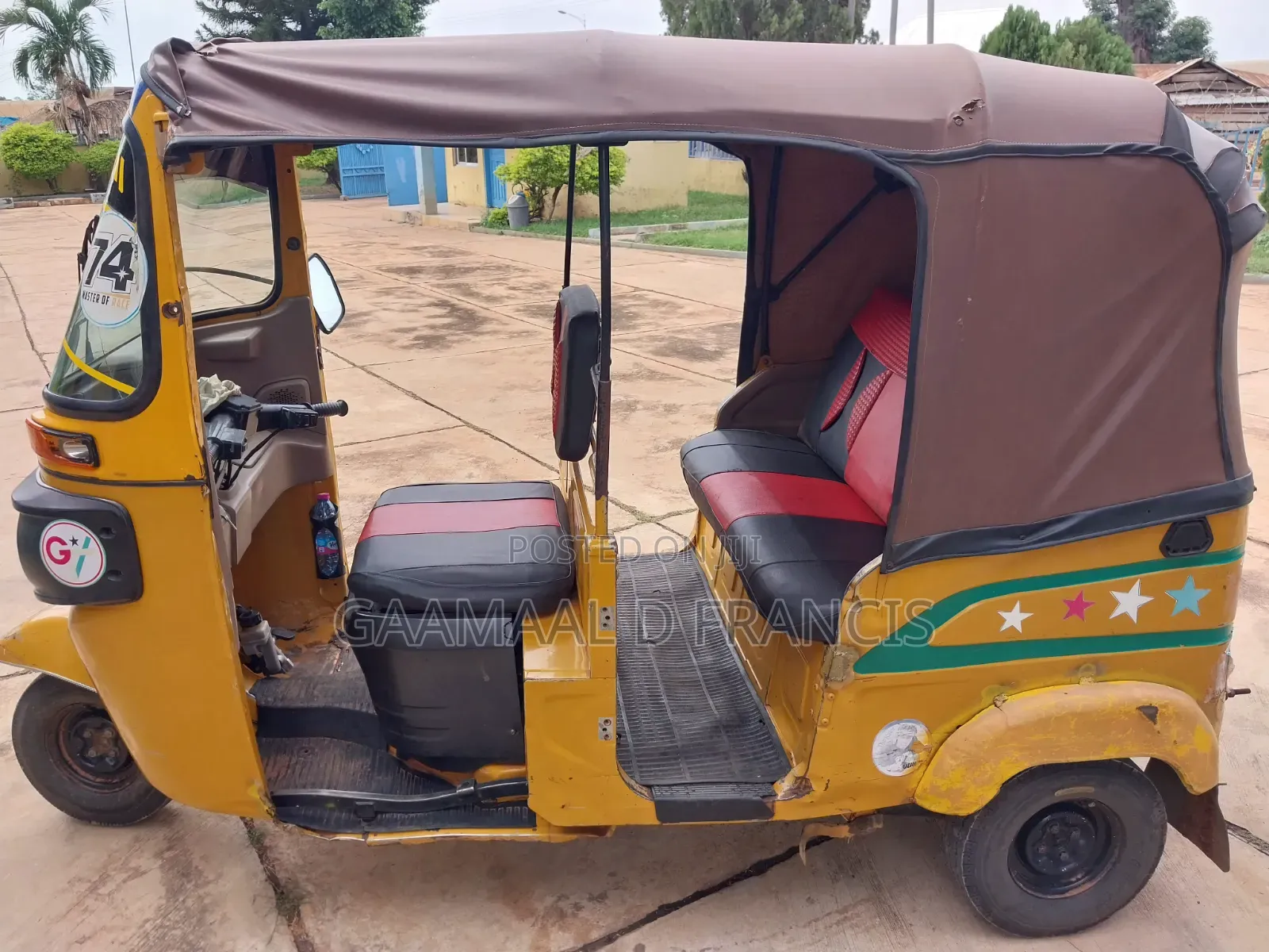 Bajaj RE 2023 Yellow
