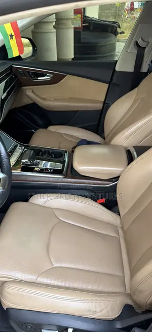 Audi Q8 3.0T Premium AWD quattro 2019 Black
