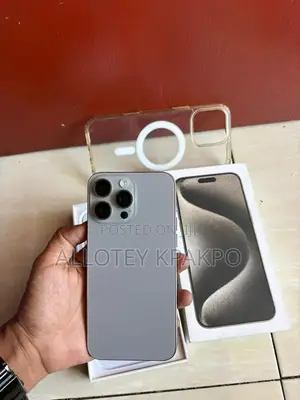 Apple iPhone 15 Pro Max 256 GB Silver