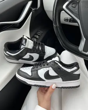 Original Nike Sb Black and White