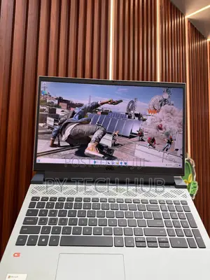 Laptop Dell G15 5535 16GB AMD Ryzen 7 SSD 512GB