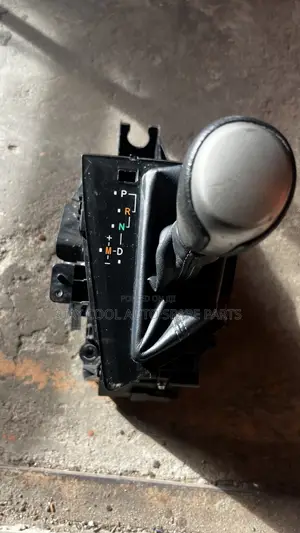 Toyota Corolla 2014 Automatic Gear Lever