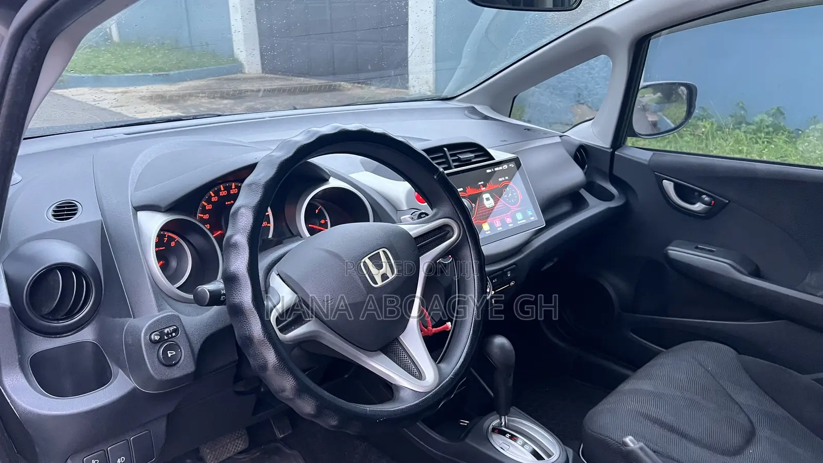 Honda Fit Automatic 2011 Gray