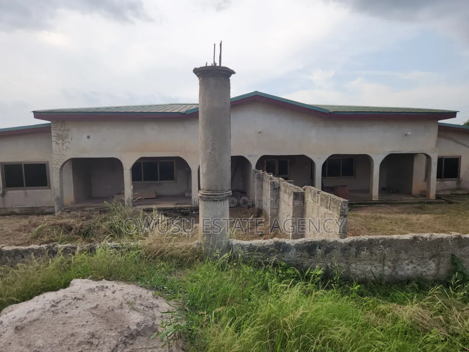 4bdrm Duplex in Mampoteng Aboaso, Kumasi Metropolitan for sale