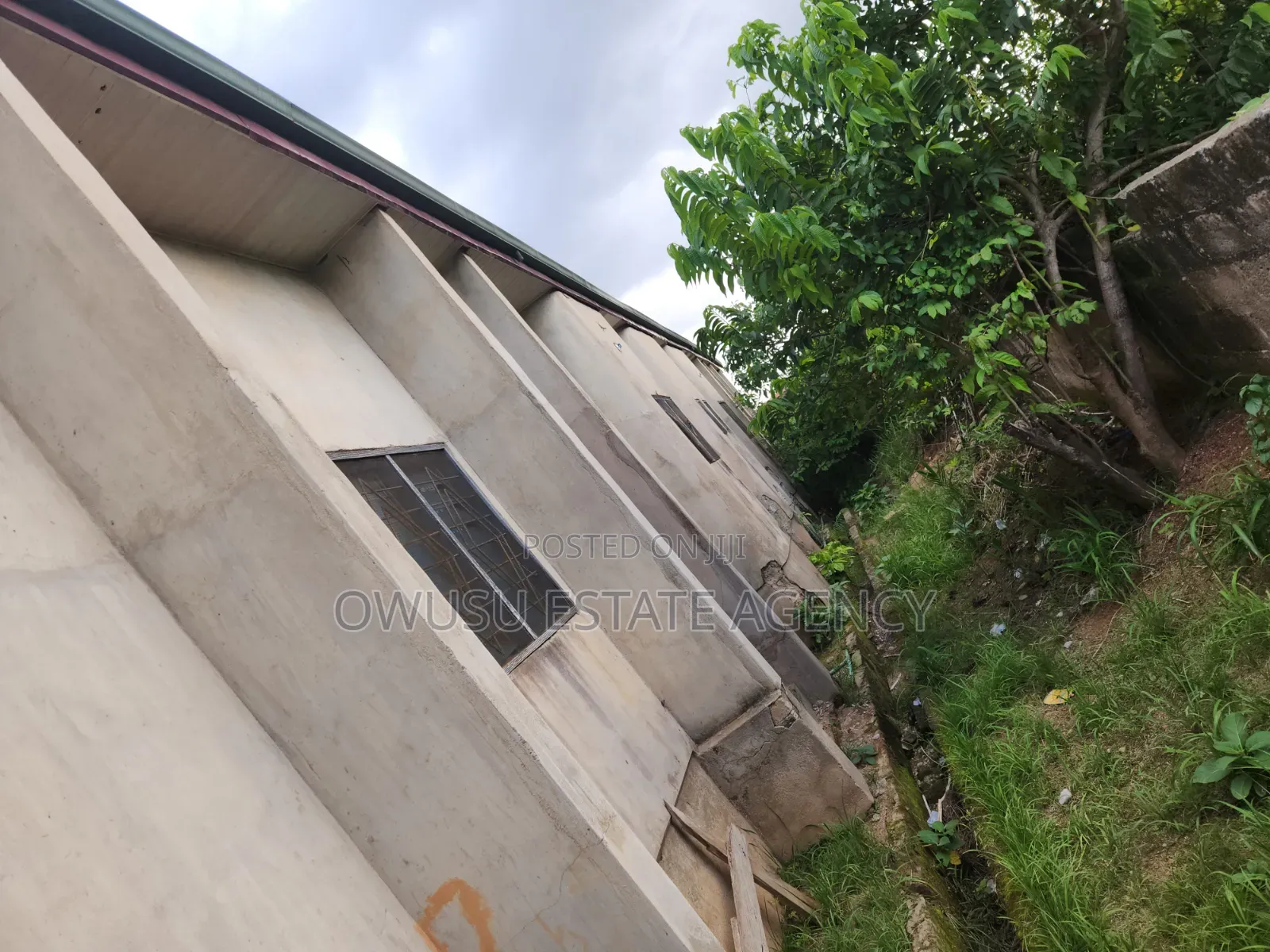 4bdrm Duplex in Mampoteng Aboaso, Kumasi Metropolitan for sale