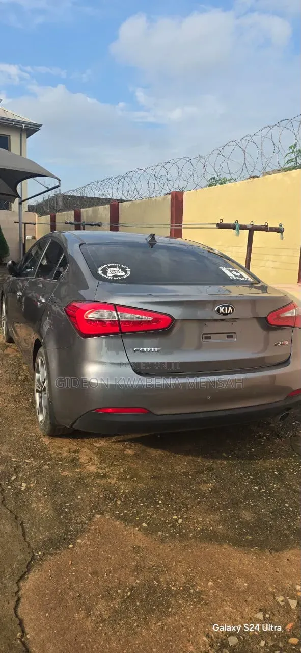 Kia Forte 2016 Black