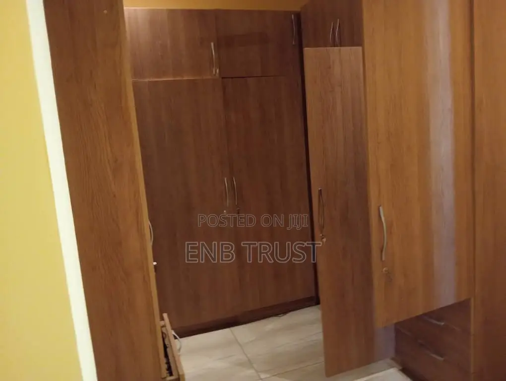 4bdrm Duplex in Tse Addo, Melcom for rent