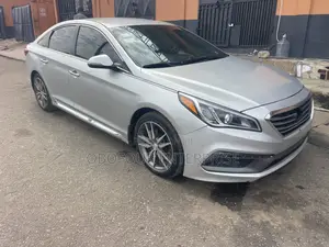 Hyundai Sonata GLS 4dr Sedan (2.4L 4cyl 6A) 2014 Silver