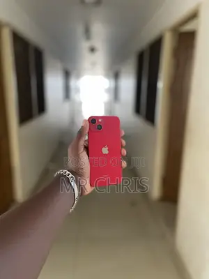 Apple iPhone 13 128 GB Red