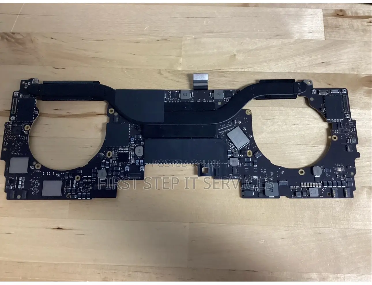 Macbook A2251 Motherboard I5/16gb/512 Storage