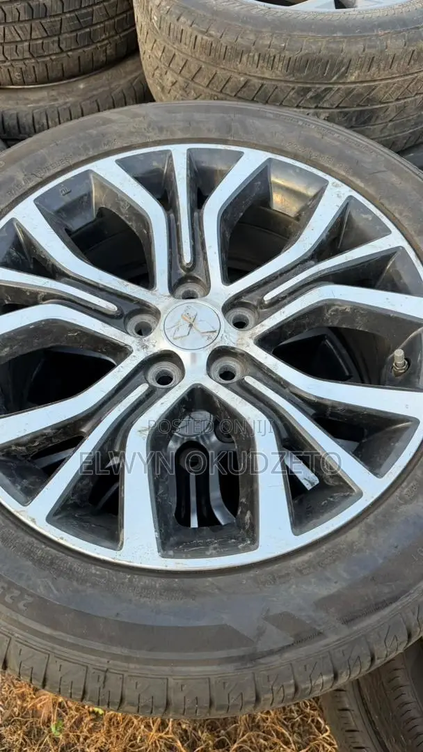 2017-2023 Mitsubishi Outlander Rims