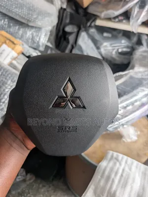 Mitsubishi Outlander 2021,2022,2023,2024 Steering Wheel Airbag Cover