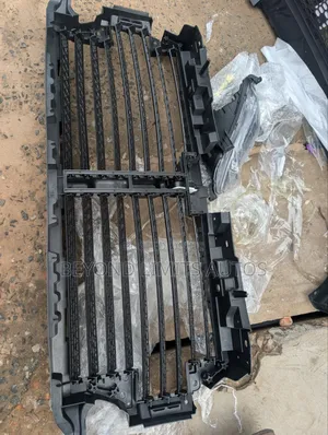 Ford F-150 F150 2015,2016,2017,2018,2019,20 Shutter Grille With Motor