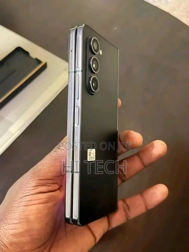 Samsung Galaxy Z Fold4 256 GB Gray