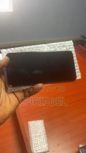 Apple iPhone 11 64 GB Black