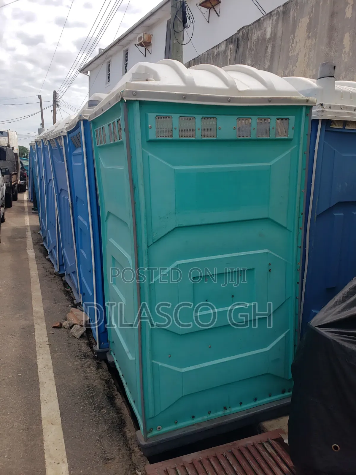 Mobile Toilet/ Urinal