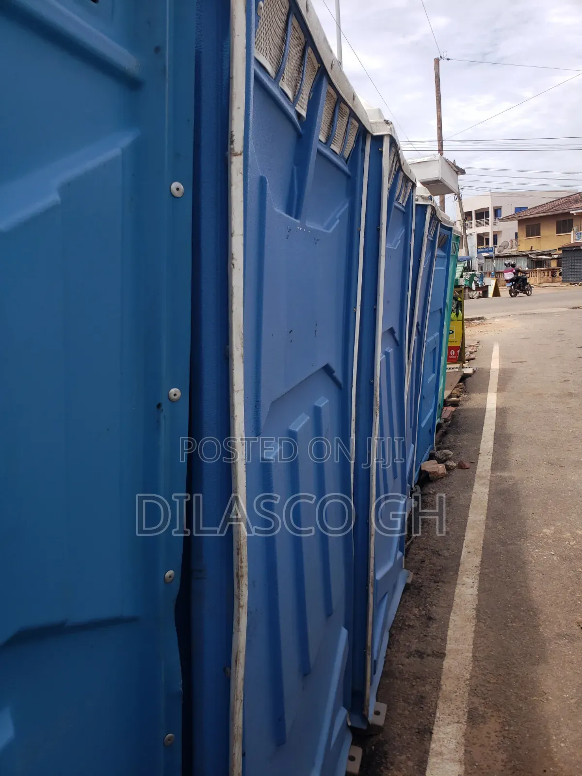 Mobile Toilet/ Urinal