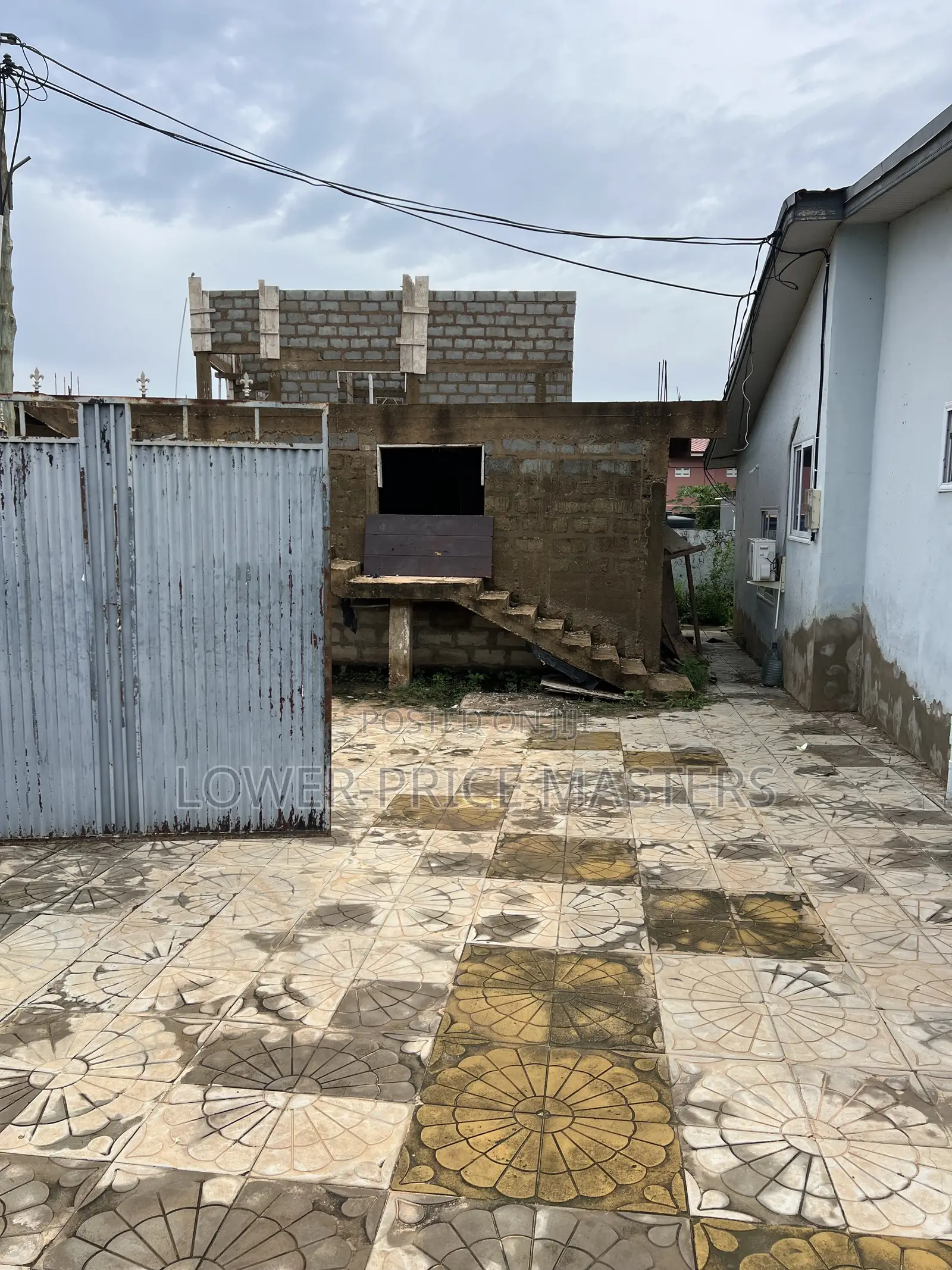 Furnished 7bdrm House in Kasoa for sale