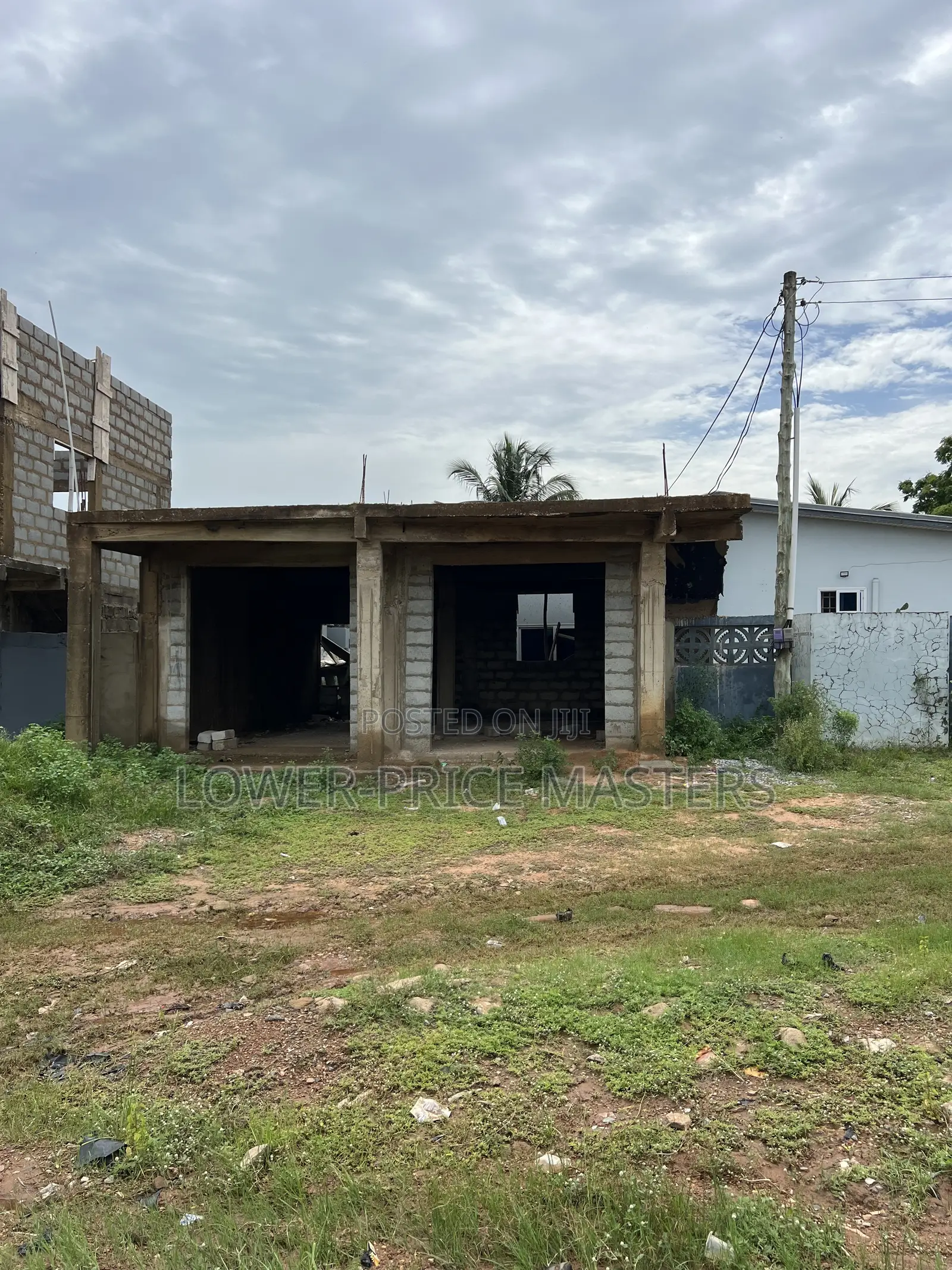 Furnished 7bdrm House in Kasoa for sale