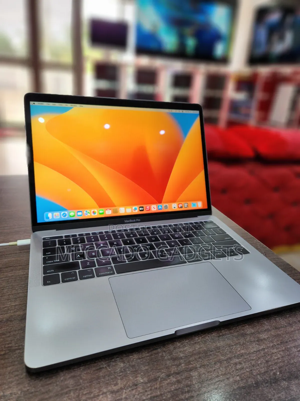 Laptop Apple MacBook Pro 2017 8GB Intel Core i5 SSD 256GB