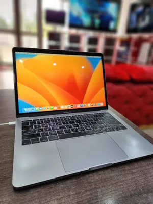 Laptop Apple MacBook Pro 2017 8GB Intel Core i5 SSD 256GB