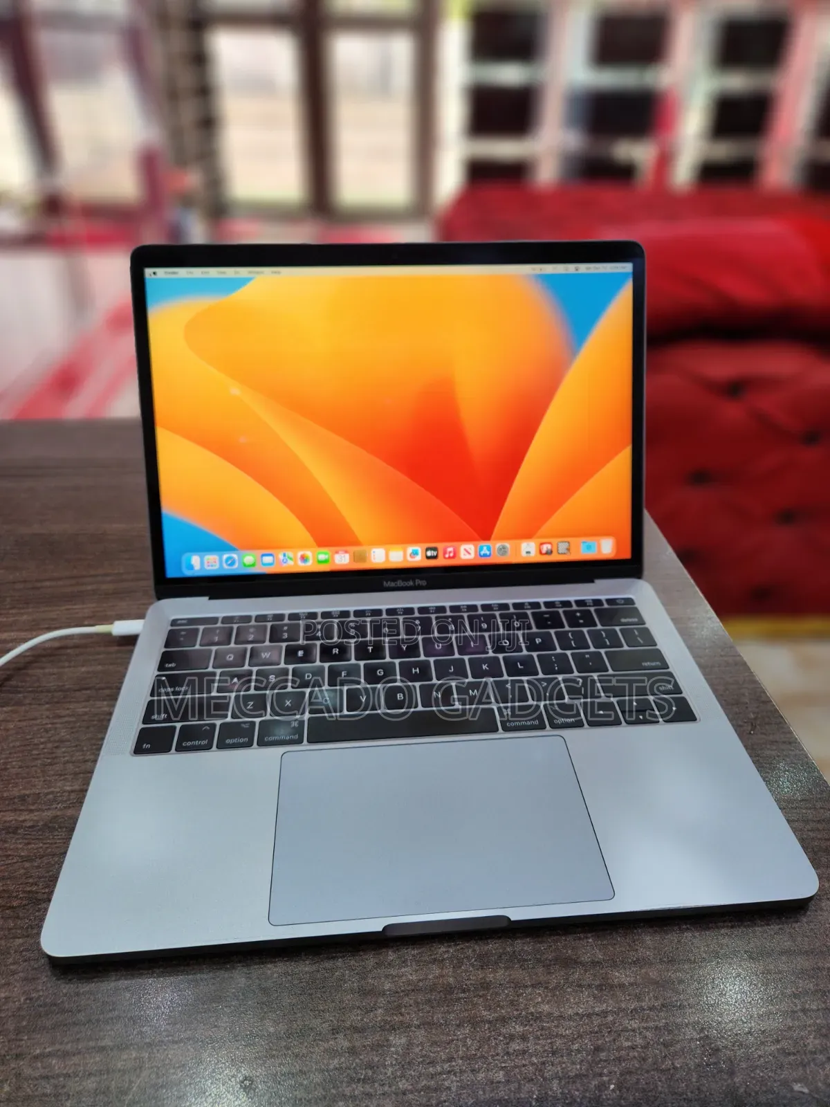 Laptop Apple MacBook Pro 2017 8GB Intel Core i5 SSD 256GB