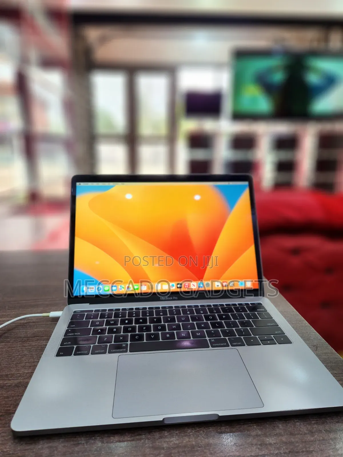 Laptop Apple MacBook Pro 2017 8GB Intel Core i5 SSD 256GB