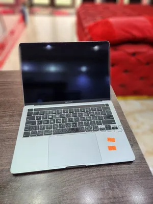 Laptop Apple MacBook Pro 2020 8GB Intel Core i5 SSD 256GB