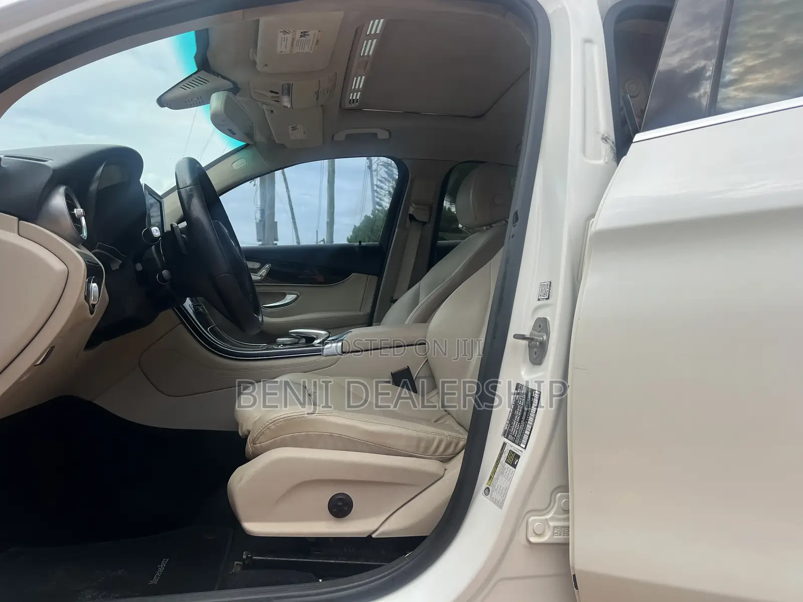 Mercedes-Benz GLC-Class 2017 White