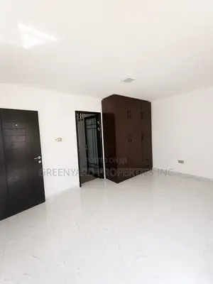 2bdrm Townhouse / Terrace in University Of, Madina for rent