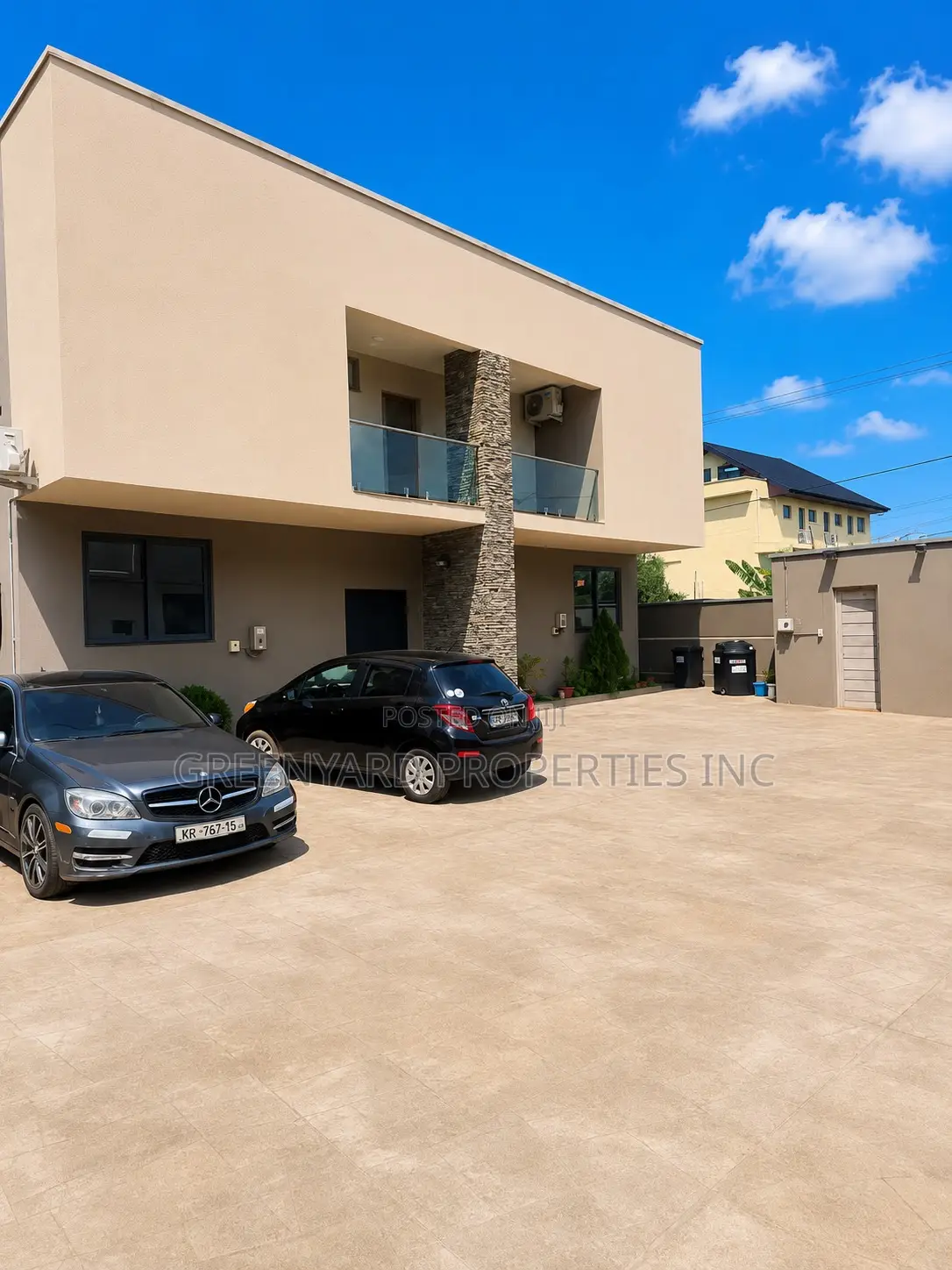 2bdrm Townhouse / Terrace in University Of, Madina for rent