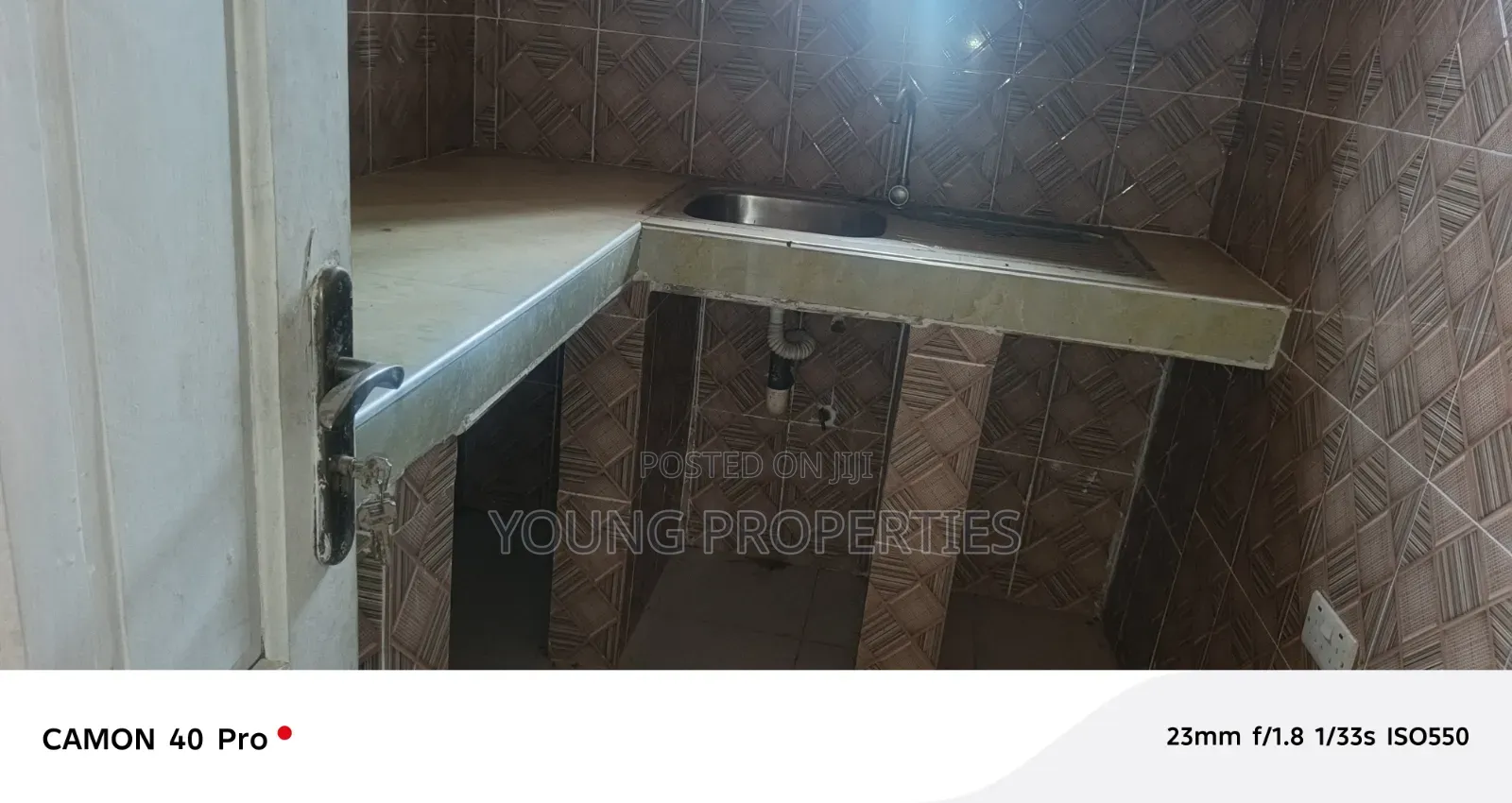 1bdrm Apartment in Amasaman Asalahaja for rent