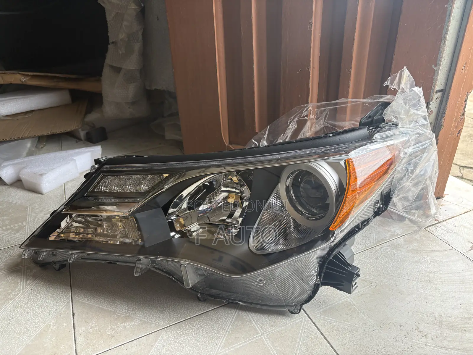 Toyota Rav4 2014,2015 Headlight