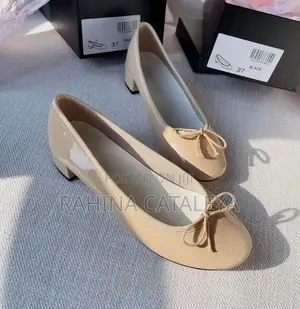 Flat Shoes