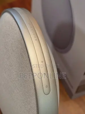 Onyx Studio 9