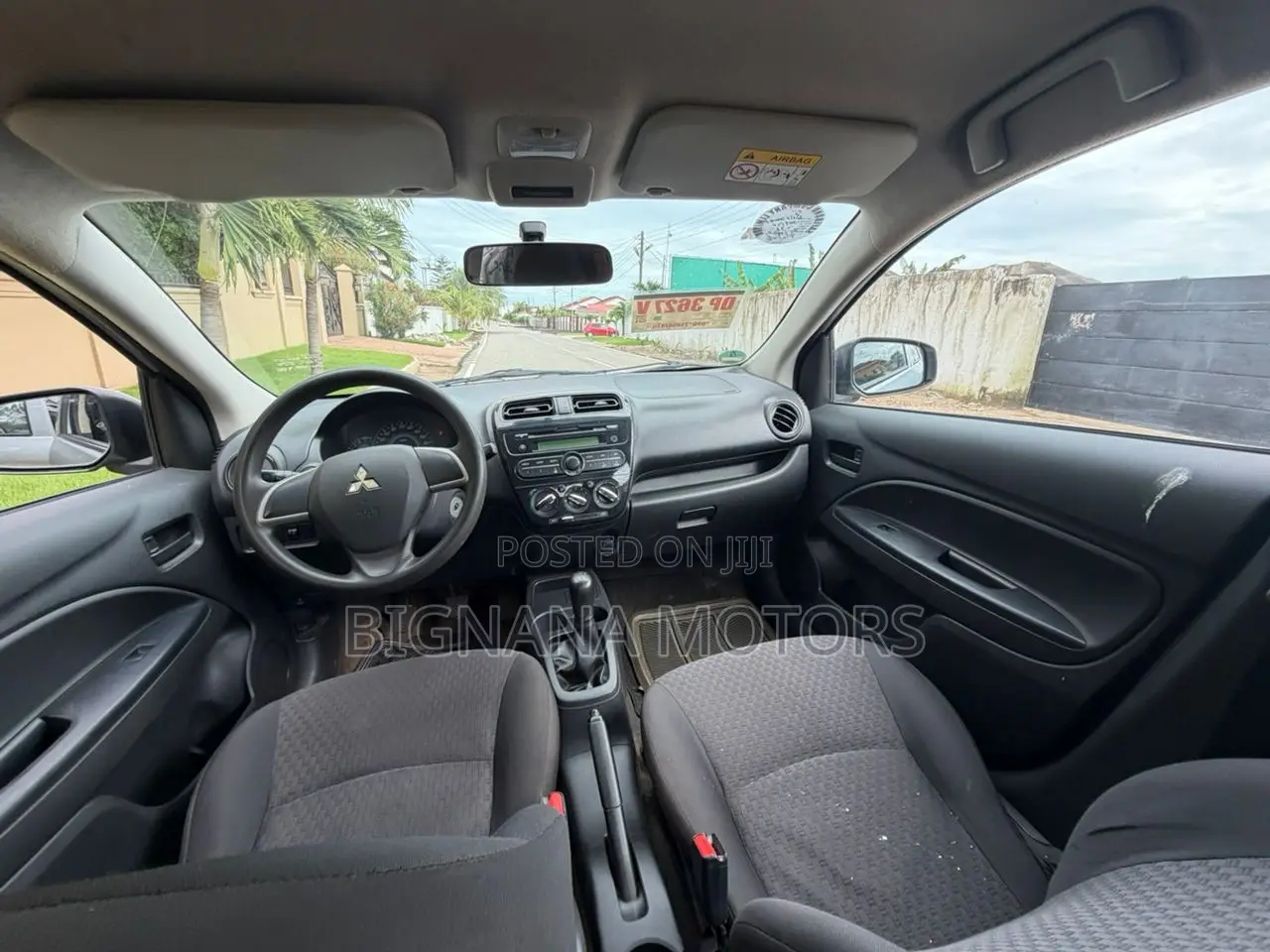 Mitsubishi Mirage 2019 Silver
