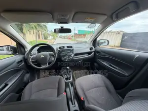 Mitsubishi Mirage 2019 Silver