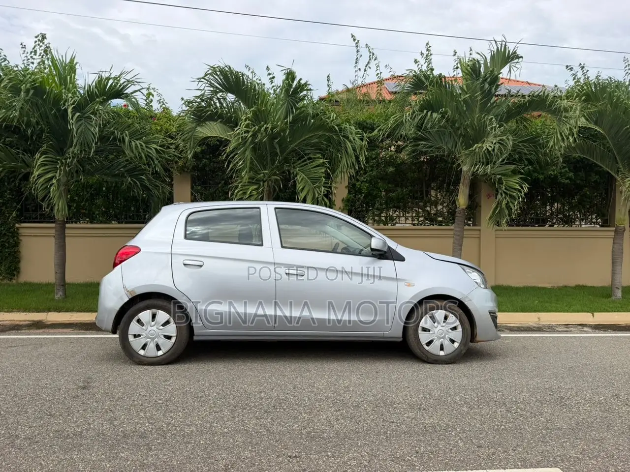 Mitsubishi Mirage 2019 Silver