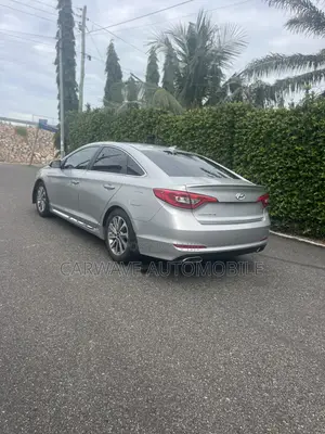 Hyundai Sonata Sport 2.0T Sedan FWD (2.0L 4cyl 6A) 2017 Silver