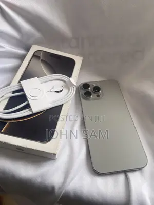 Apple iPhone 16 Pro Max 256 GB Silver