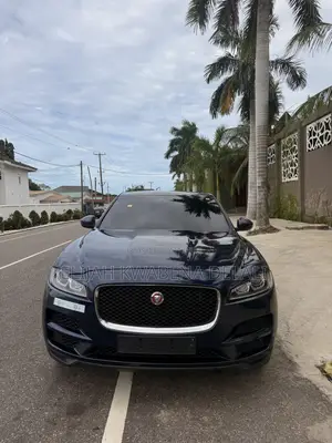 Jaguar F-Pace 20d Prestige AWD 2018 Blue
