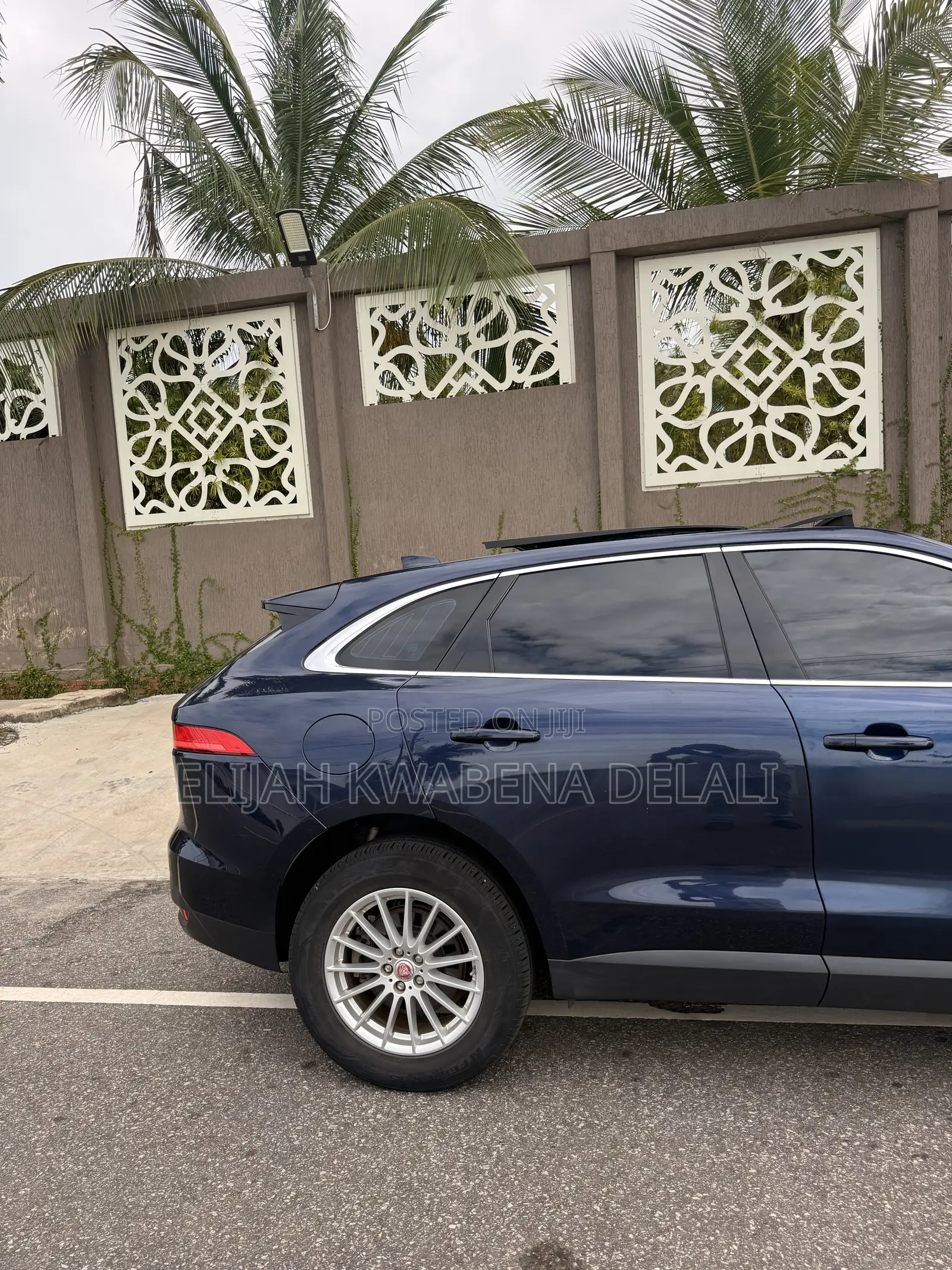 Jaguar F-Pace 20d Prestige AWD 2018 Blue