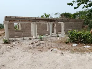 3bdrm Townhouse/Terrace in Albert, Offinso North for sale