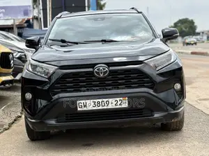 Toyota RAV4 2021 Black