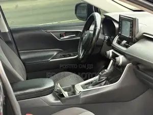 Toyota RAV4 2021 Black