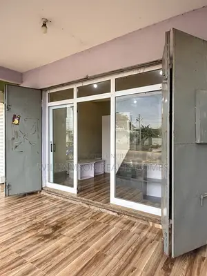 Downstairs Road Side Shop/Store/Office Space/Warehouse 4rent,Spintex